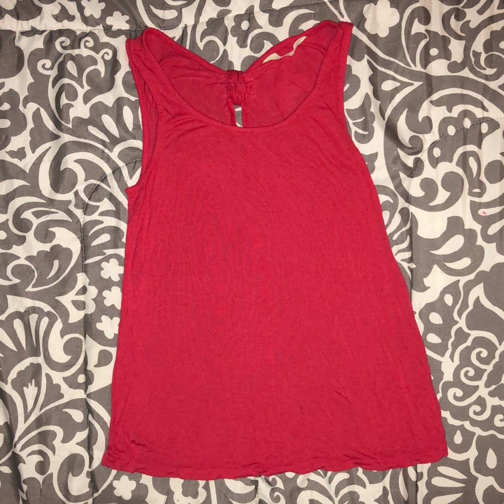 Tank top with knotted back detail